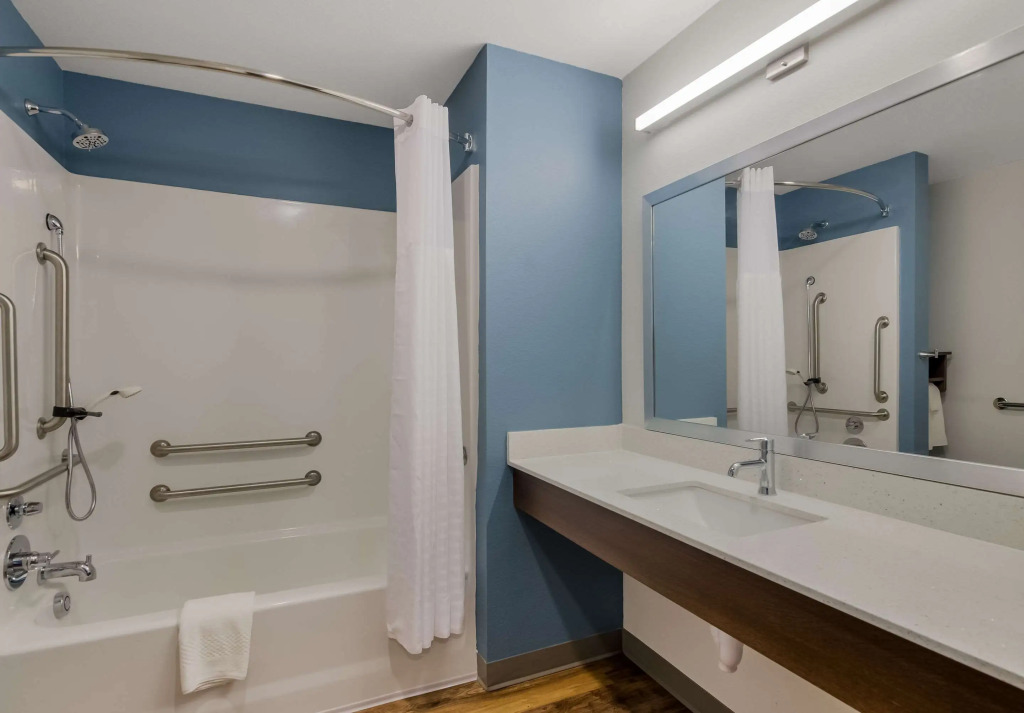 WoodSpring Suites Roanoke