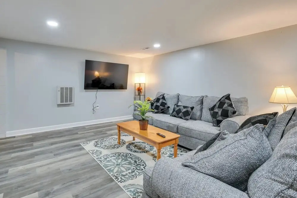 Deck & Grill: Convenient Home in Hummelstown