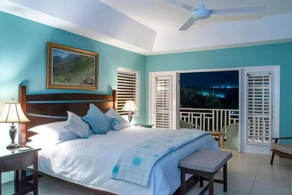 Coral Cove-Discovery Bay 5BR