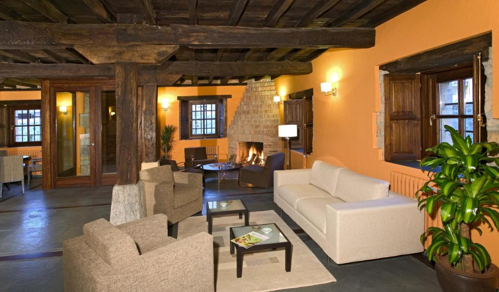 Hotel Dspacio La Robla