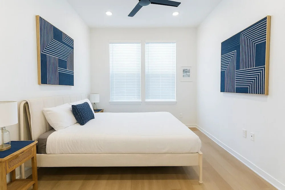 Stunning 1BR Getaway w/ Gym, Washer/dryer + Pool