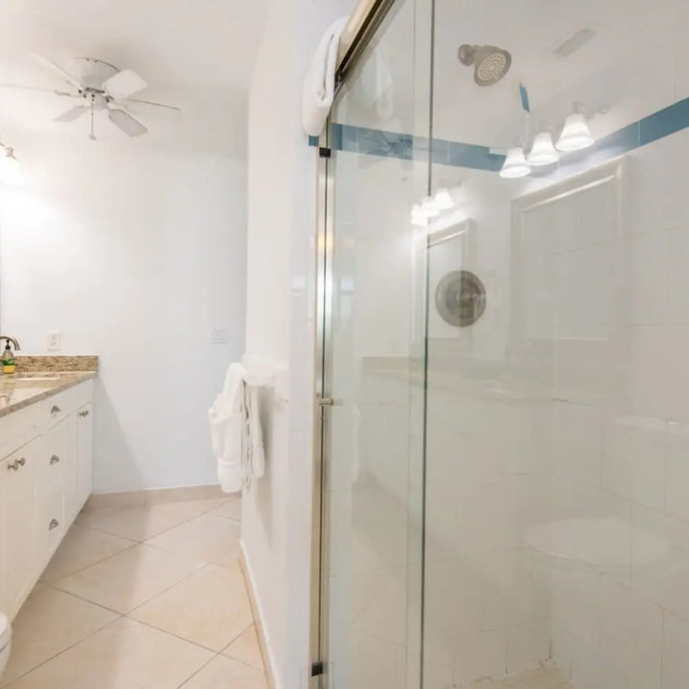 Fort Pierce - 2BD 2BA Tropical Surfside Retreat