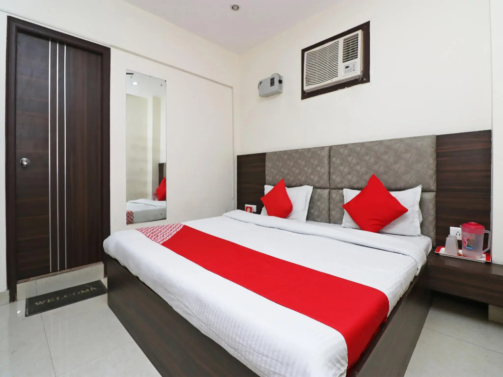 OYO 27977 Hotel Ashiyana