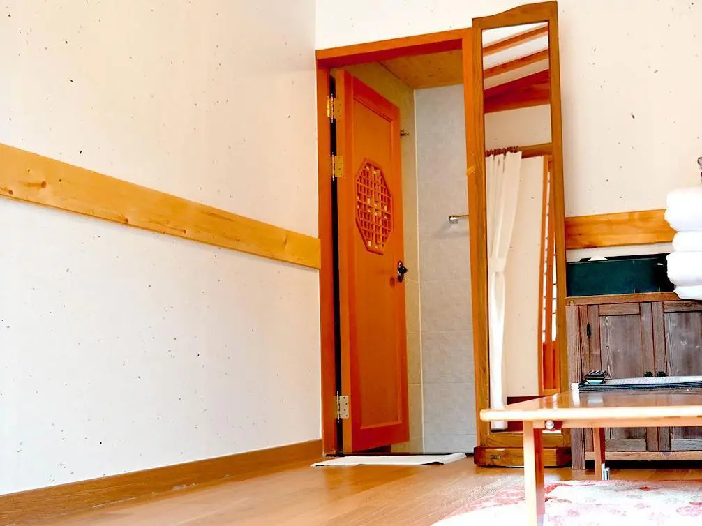 Hwangnamkwan Hanok Guesthouse
