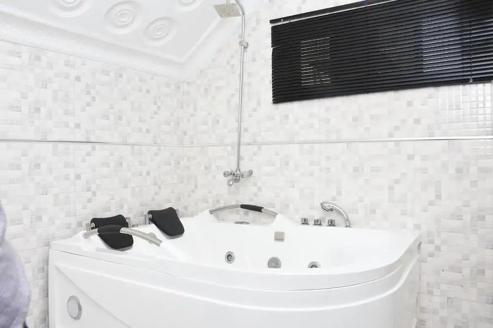 Lush Suites