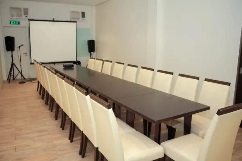 Casablanca Suites Near Airport