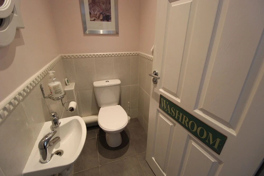 Beautifully Presented Three Bedroom House in Poole