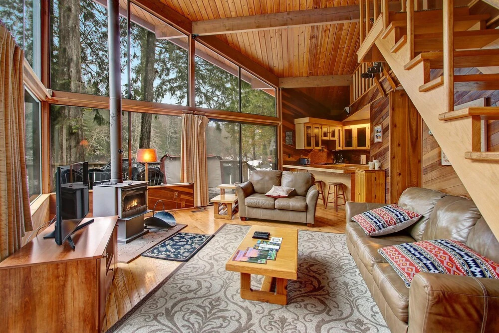 Rustic River Paradise - One Bedroom Cabin with Hot Tub