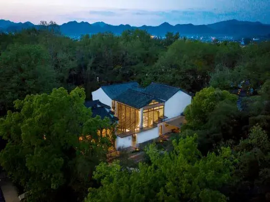 Wangshan Life Fishing Snow Garden Natural Aesthetics Homestay (Huangshan Xixinan Ancient Village)