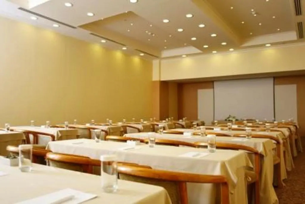 Cinar Hotel