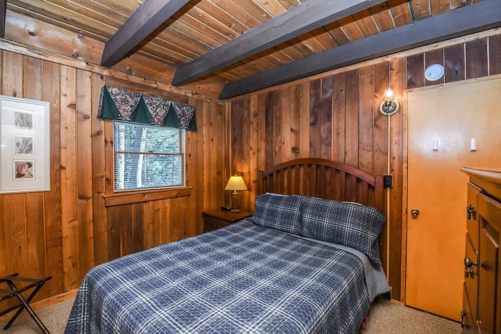 Creekside Cove 4 Bedroom House