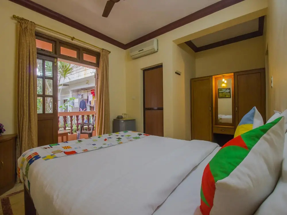 OYO 17114 Home Elegant Studio Candolim Beach