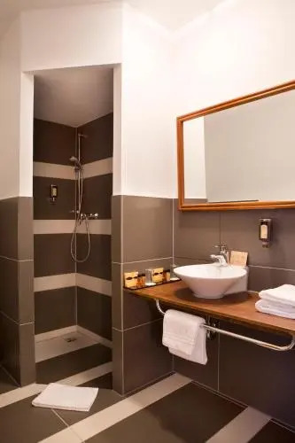 ROSS Hotel nähe Messe Stuttgart