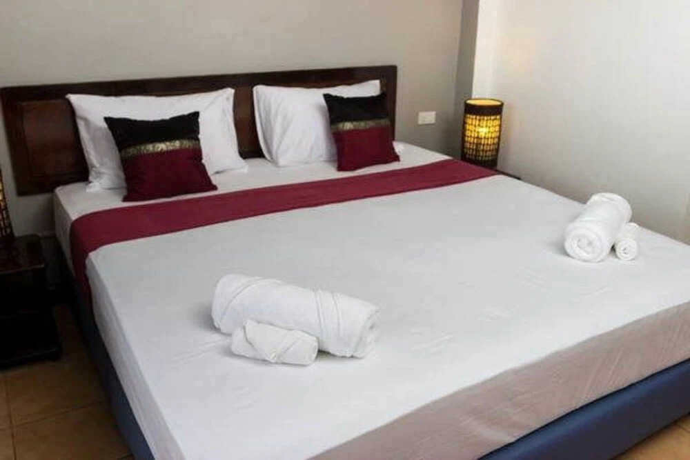 Two Chefs Inn
