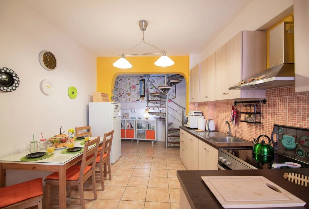 Jo's Guesthouse, Benitses