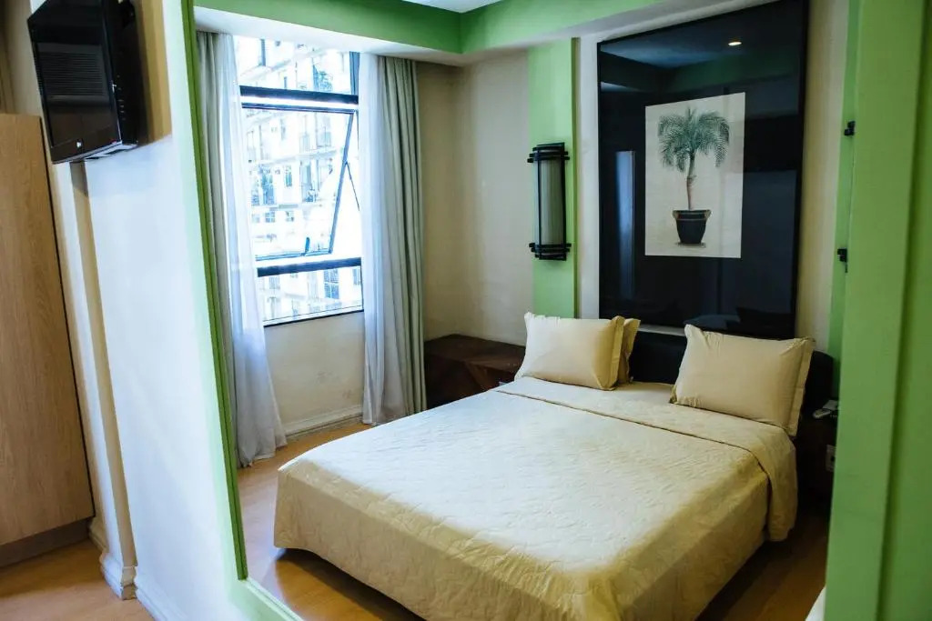 Diamond Hotel