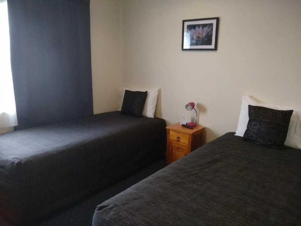 Stadium Motel