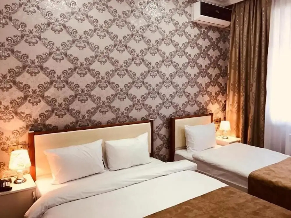 North West Hotel