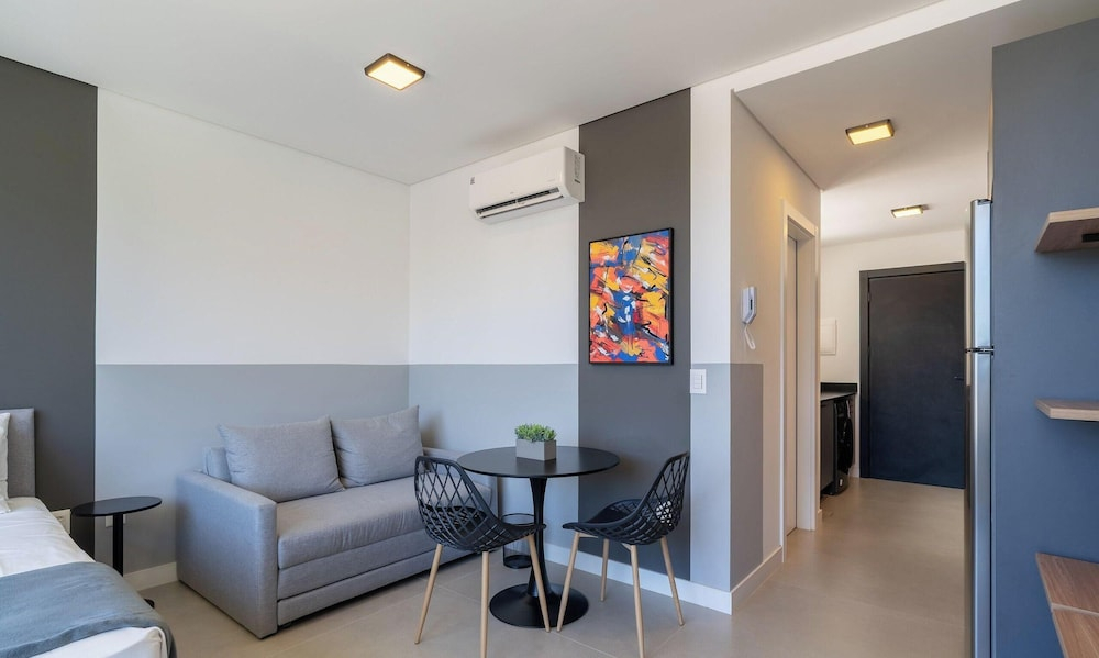 Studios in Condo w/ Pool 150m From the Beach in Jurere - PTE