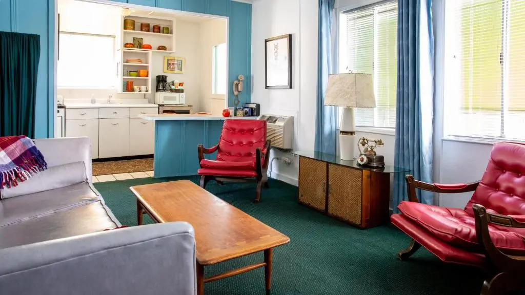 The Motor Lodge