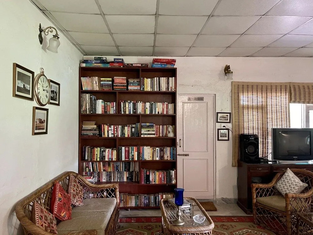 Tree of Life Dak Bungalow, Dera Bassi