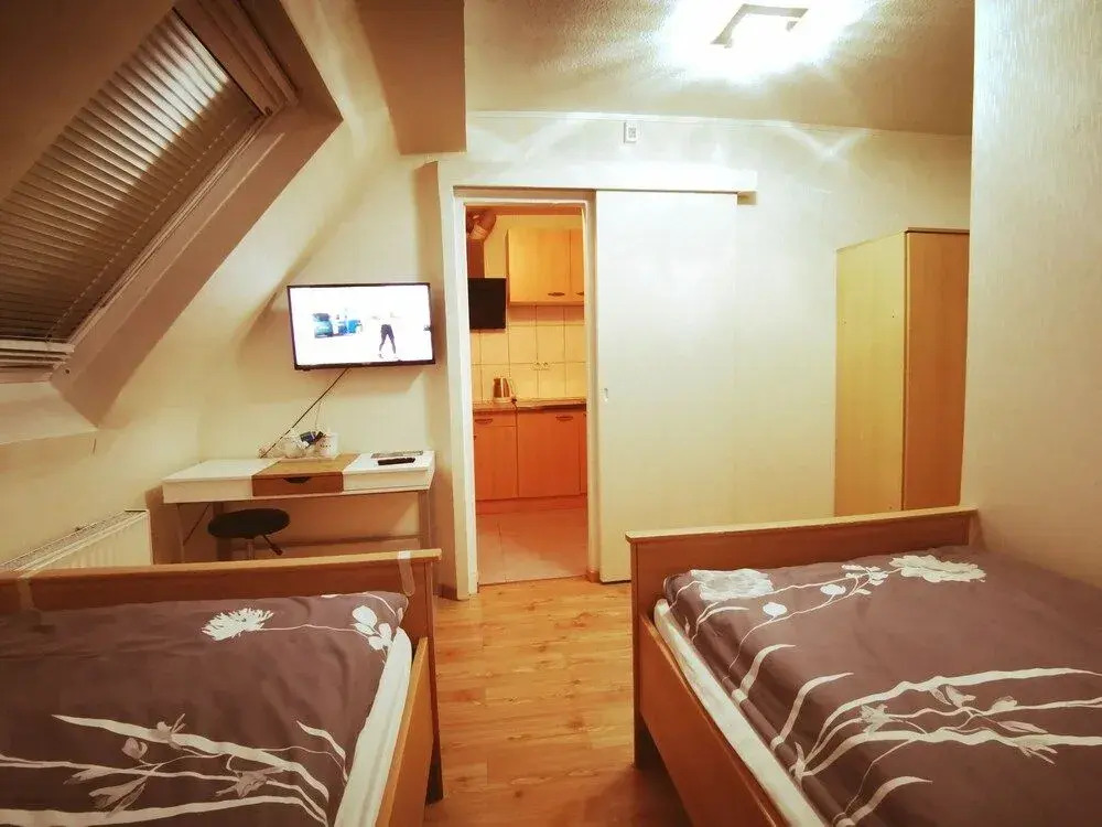 Home Inn Hotel
