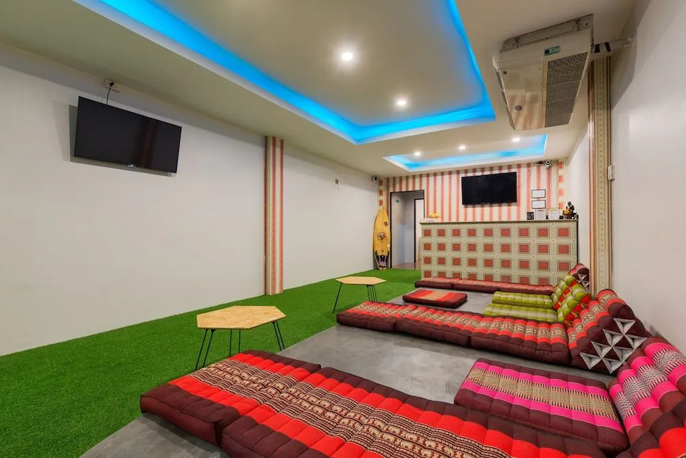 Popeyes Hostel Coffeeshop and Beer Bar