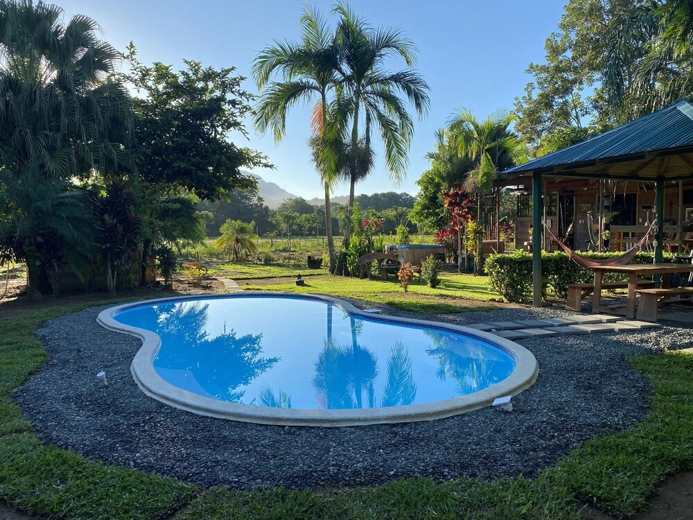 Uvita Oasis Retreat with Villa Cabins and Apartment