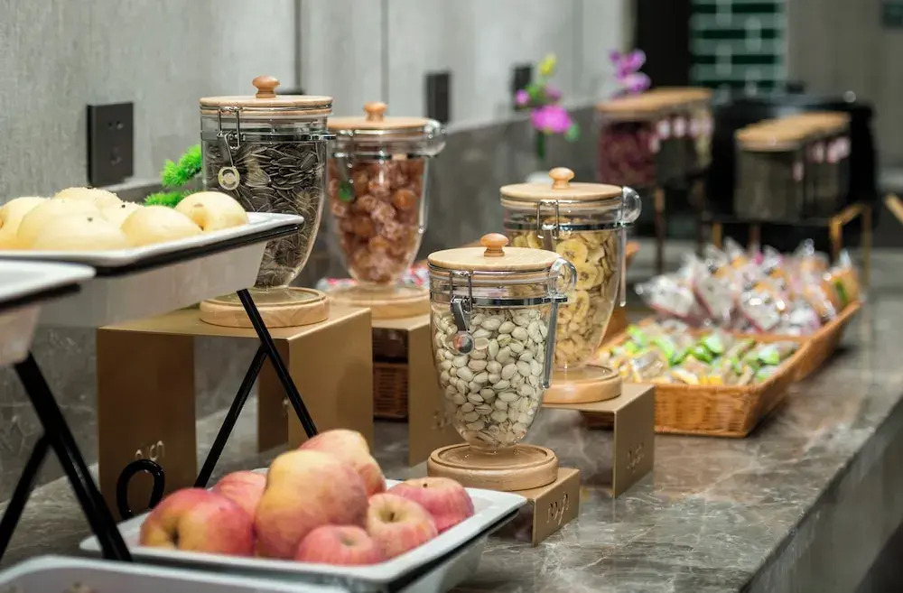 Mehood Lestie International Hotel Nancun Wanbo Metro Station Branch