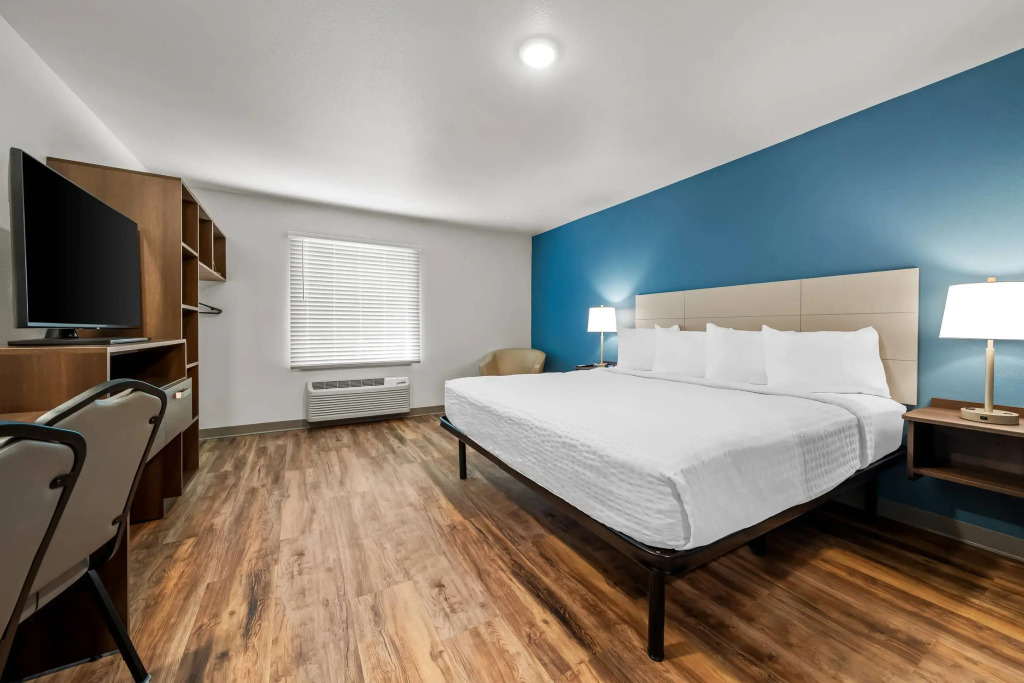 WoodSpring Suites Orlando East UCF