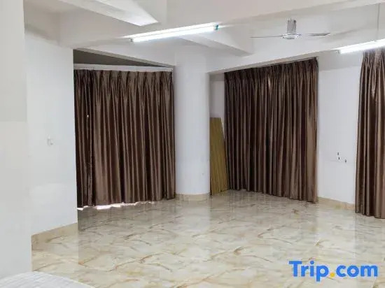 Shiguang Xiaozhu Homestay (Dongxing Chengdong Bus Station)