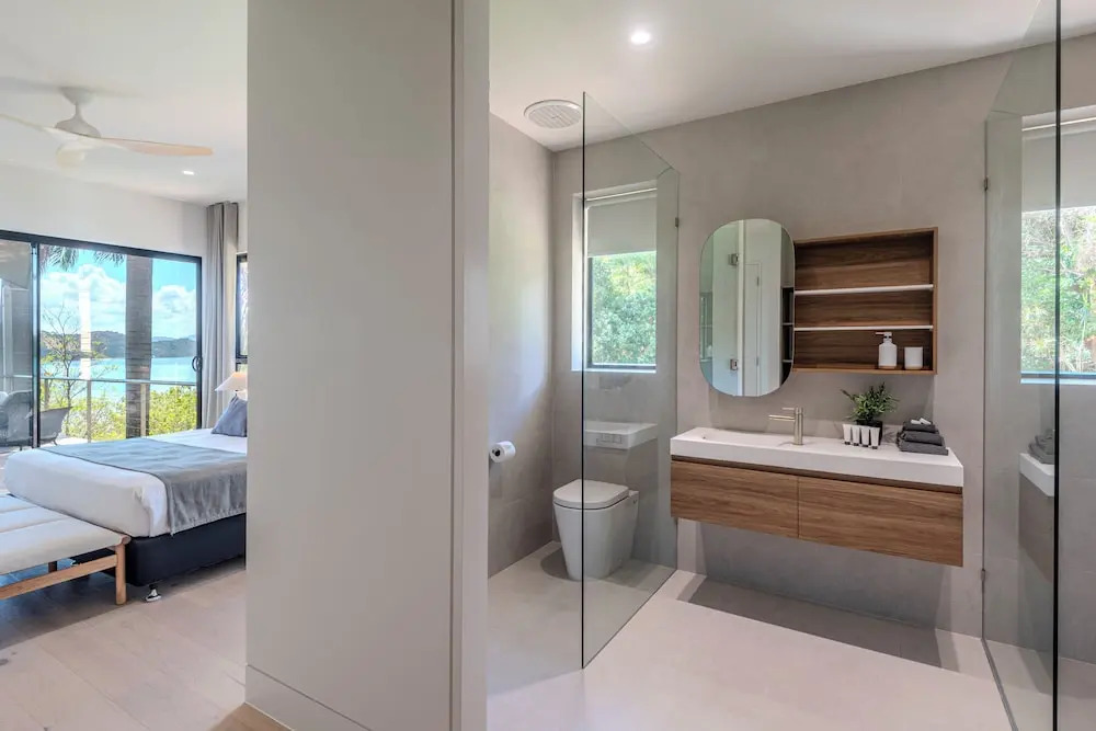 NEW Luxury Hamilton Island Estate
