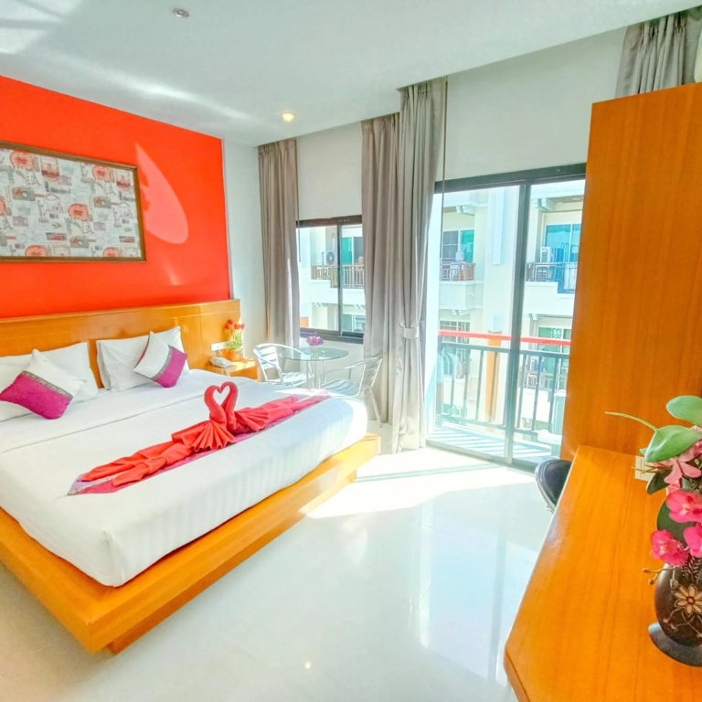 PJ Patong Resortel