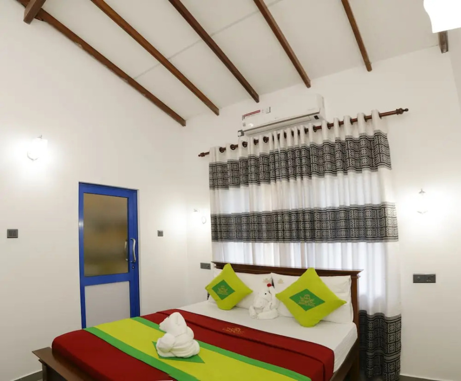 Ronaka Airport Transit Hotel