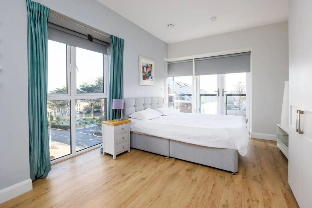 Luxury Seaview Apartment in Dun Laoghaire