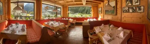 Hotel Zirbenhof