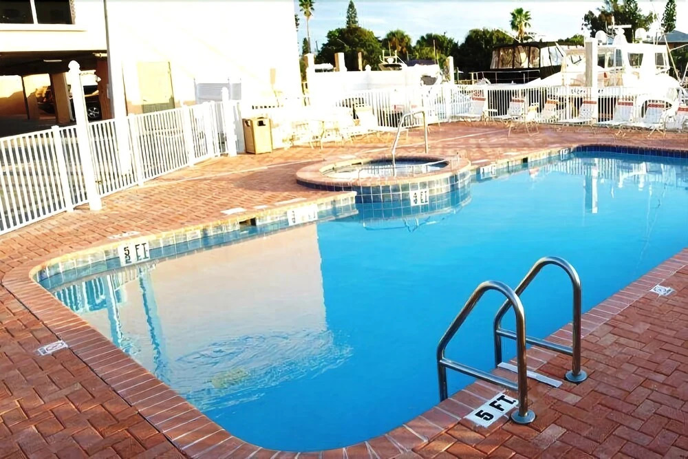 Madeira Bay Resort 512