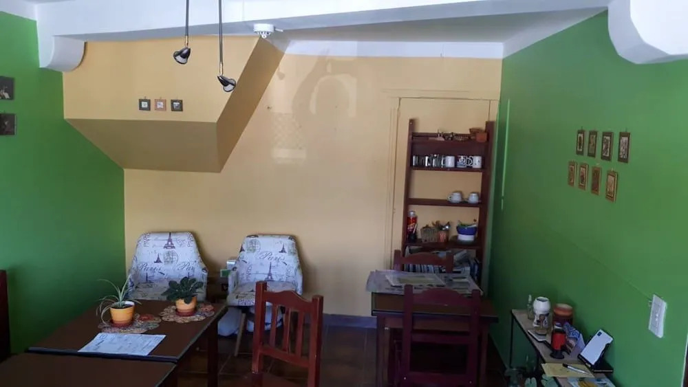 La Casa De Alba