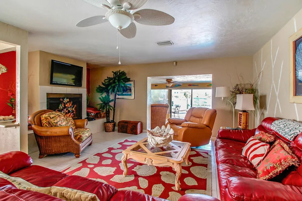 Manatee Home