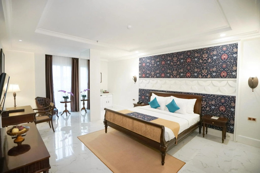 MAHALAYA The Legacy Hotel