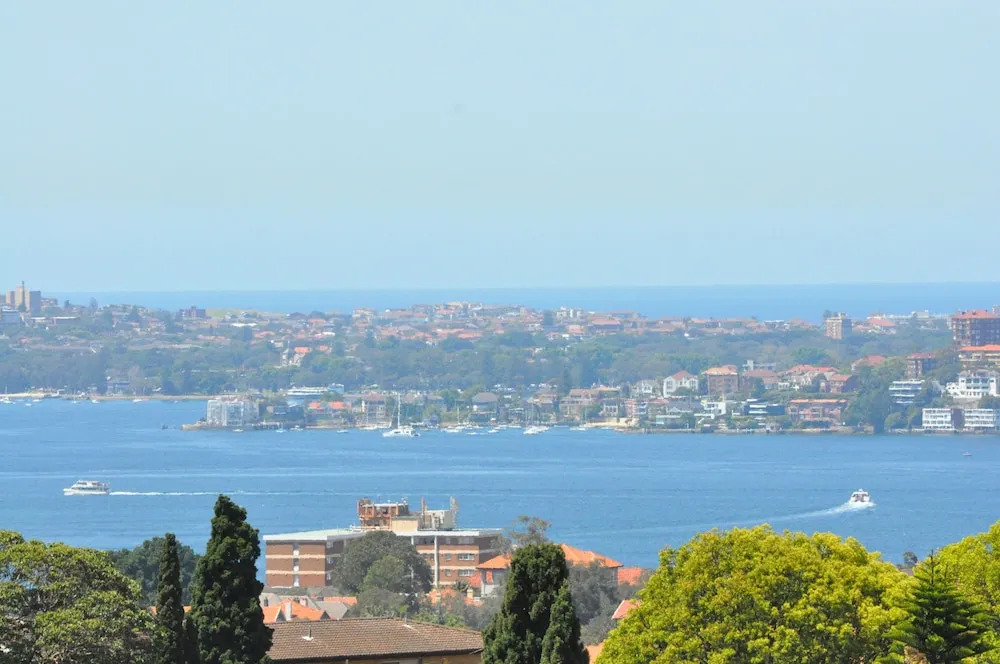 Neutral Bay 63 Ben Furnished Apartment