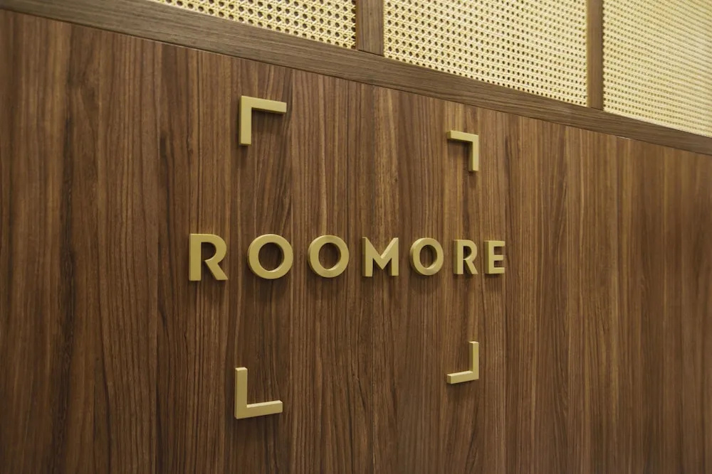 Roomore Apartments