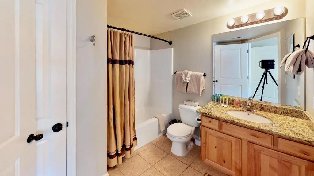 Red Cliff Condos #3E