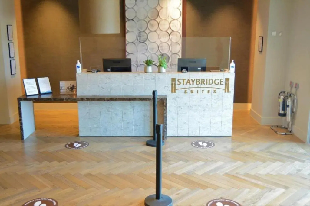 Staybridge Suites London Heathrow - Bath Road by IHG