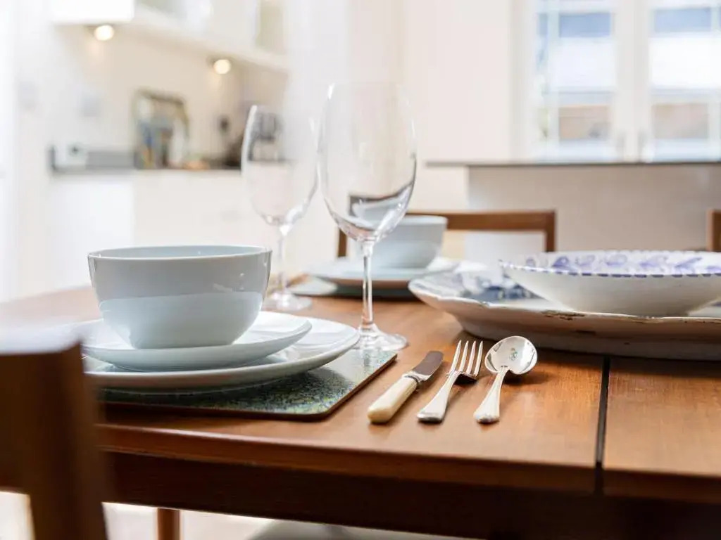 10 Tivoli Mews - By Luxury Apartments