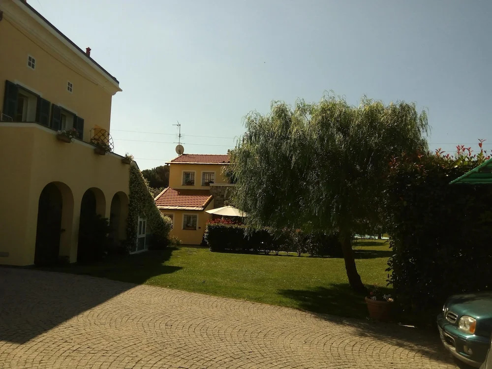 Casa Vacanze Nel Giardino di Renzo - Mareri apartments
