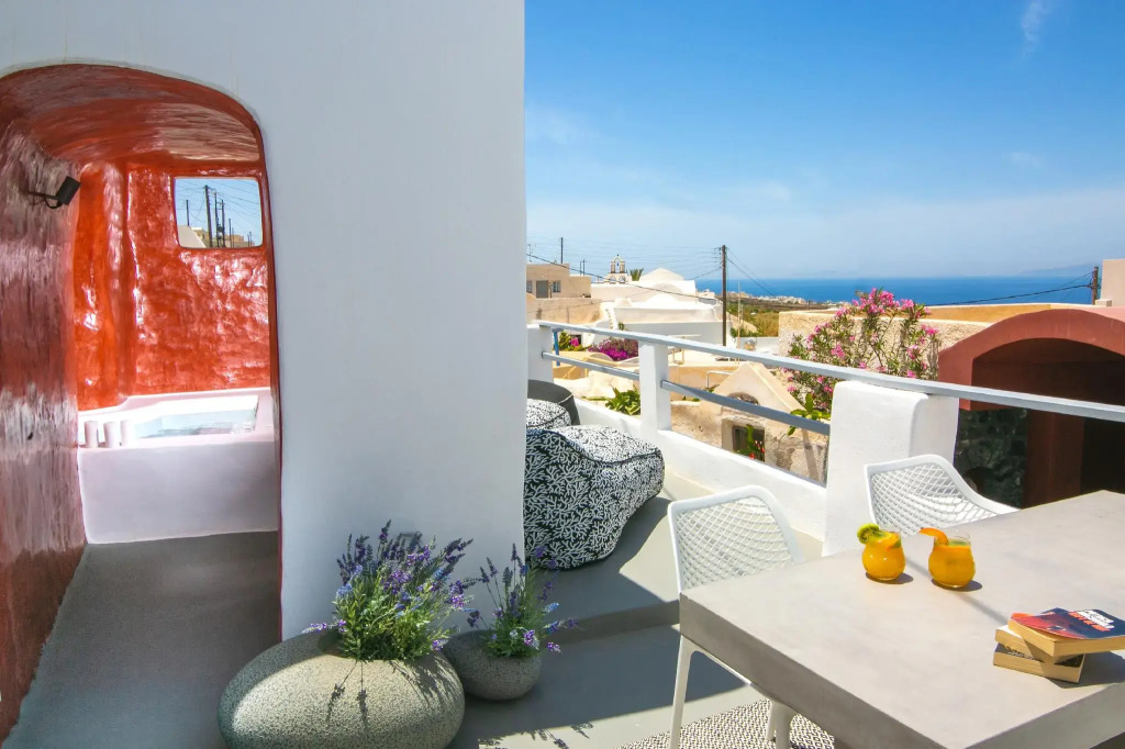 Elysian Santorini