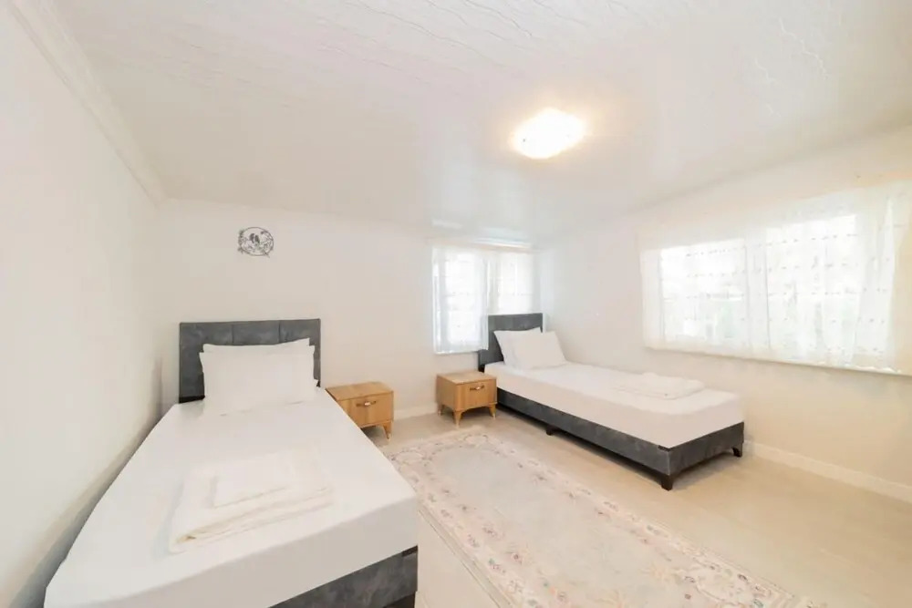 Villa with Private Pool near Airport in Muratpasa