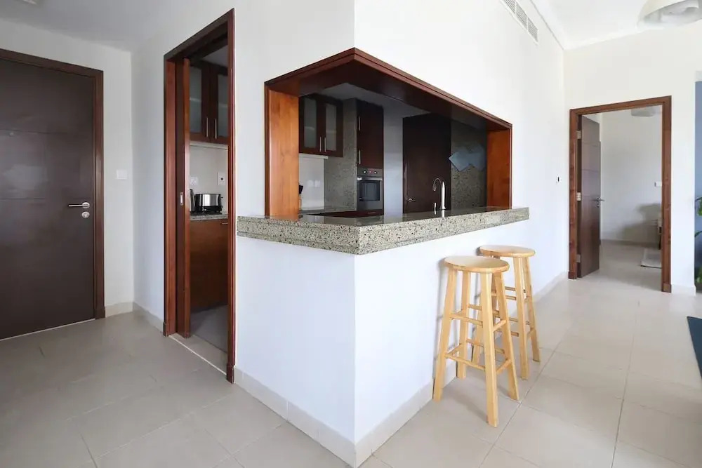 Light + Beautiful 1BR in Amazing Downtown Dubai!