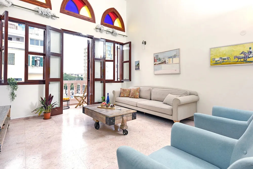 Luxury W2 Balconyparking Best Location
